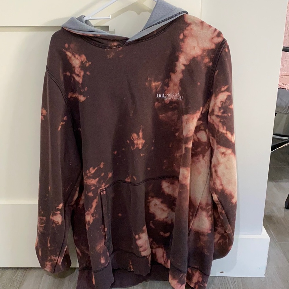 oversized under armor bleach hoodie worn once